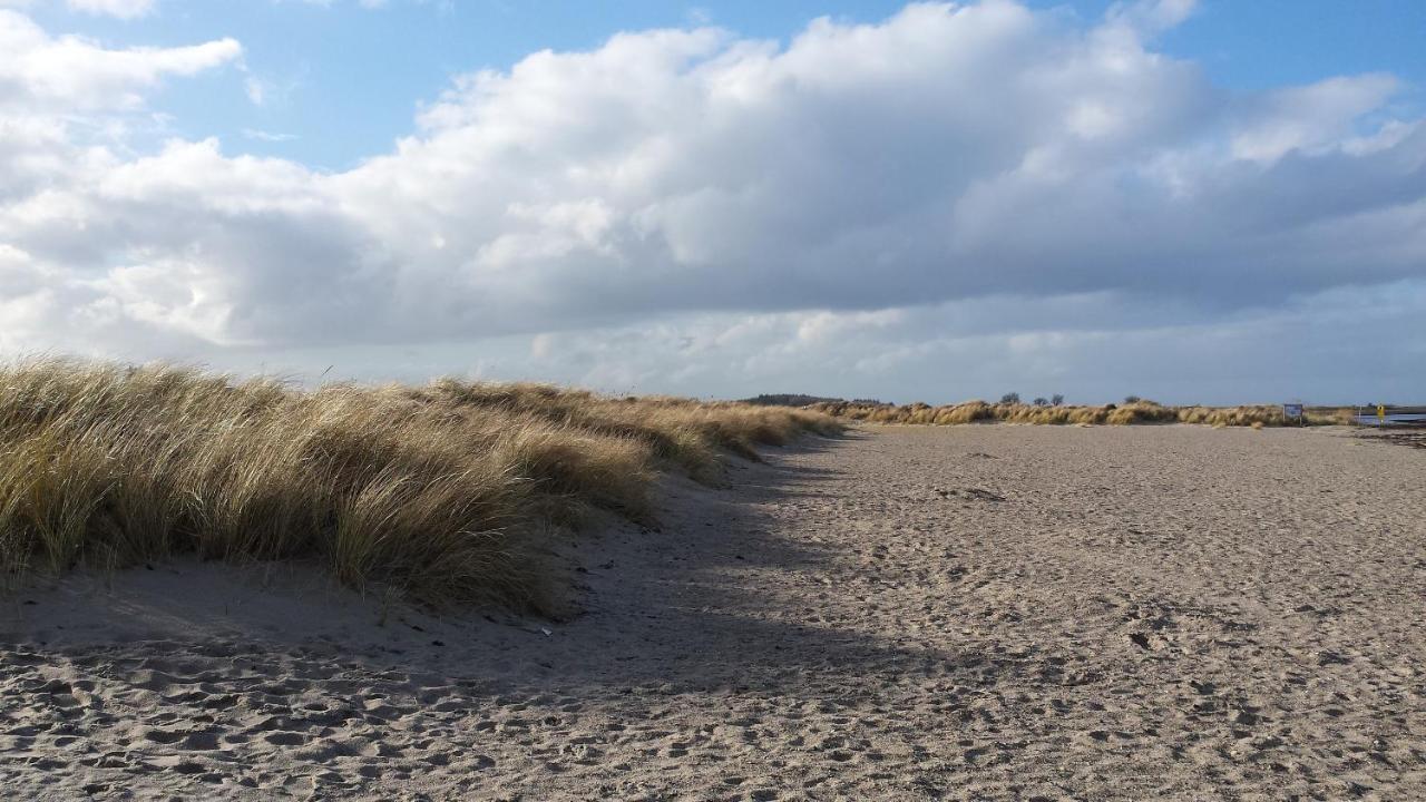 Haus Am Teich - Teichblick Appartement Fehmarn Buitenkant foto