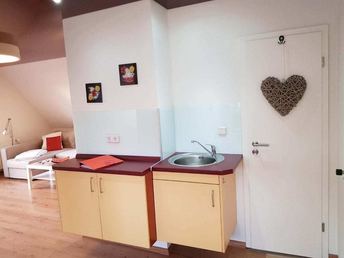 Haus Am Teich - Teichblick Appartement Fehmarn Buitenkant foto