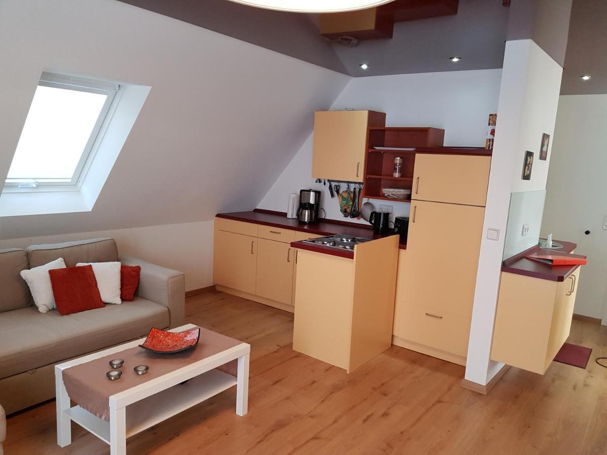 Haus Am Teich - Teichblick Appartement Fehmarn Buitenkant foto