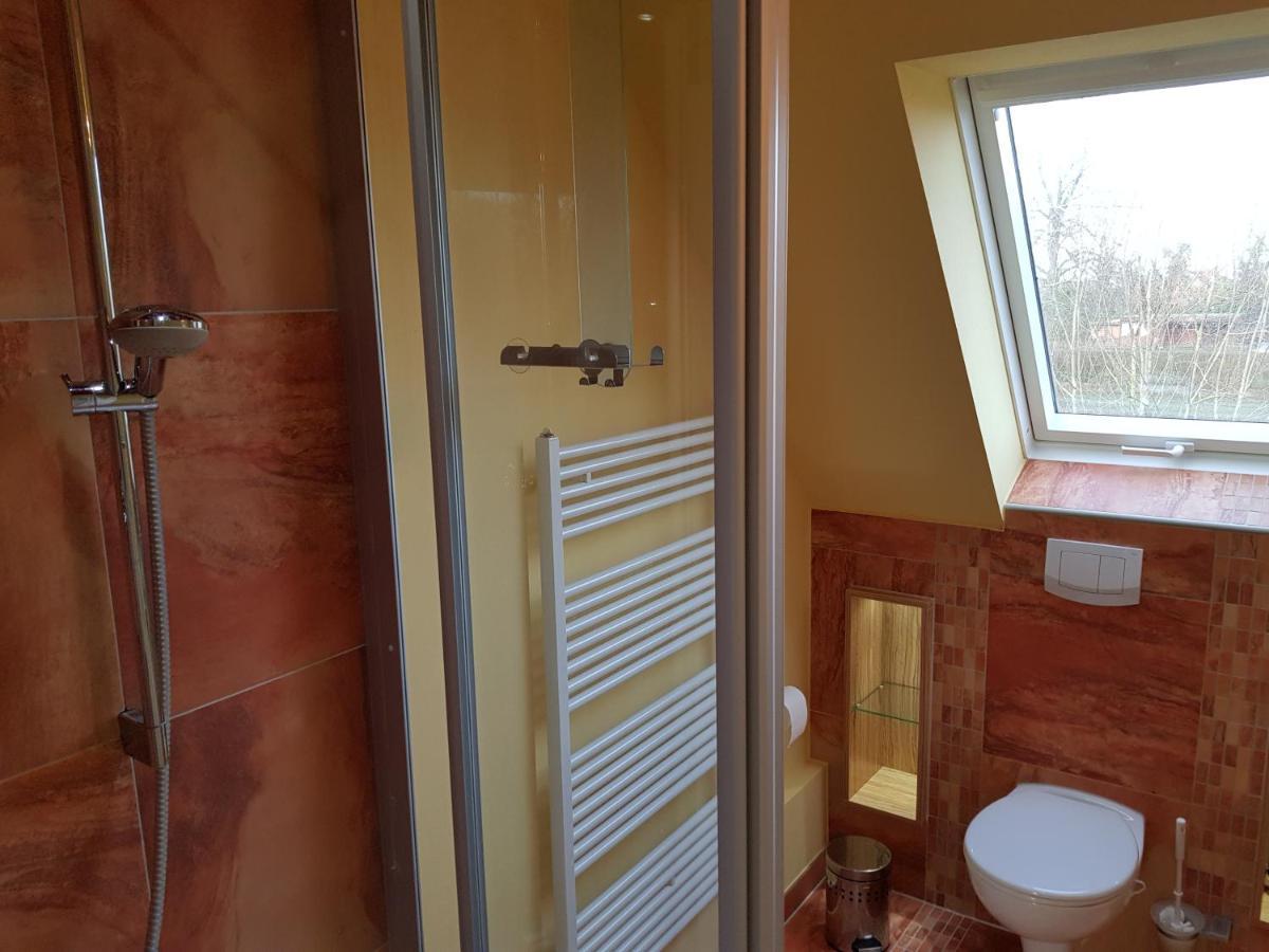 Haus Am Teich - Teichblick Appartement Fehmarn Buitenkant foto